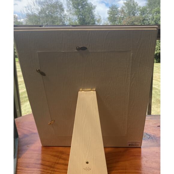 Lenox Portrait Gallery Frame 8” X 10” Lenox Wedding Memories 50th Anniversary - Picture 4 of 7